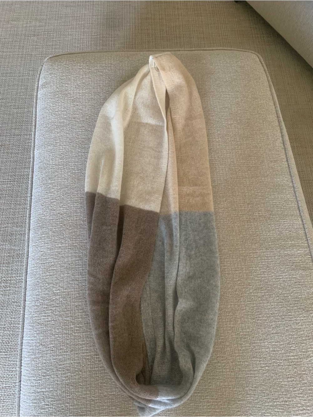 Max Studio Colorblock Cowl Infinity Scarf. 100% Cashmere.